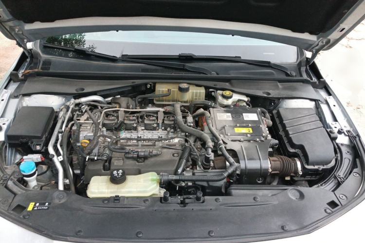 Used GAC Trumpchi EMPOW 2023 Shadow Leopard H Smart Hybrid Edition Engine Bay