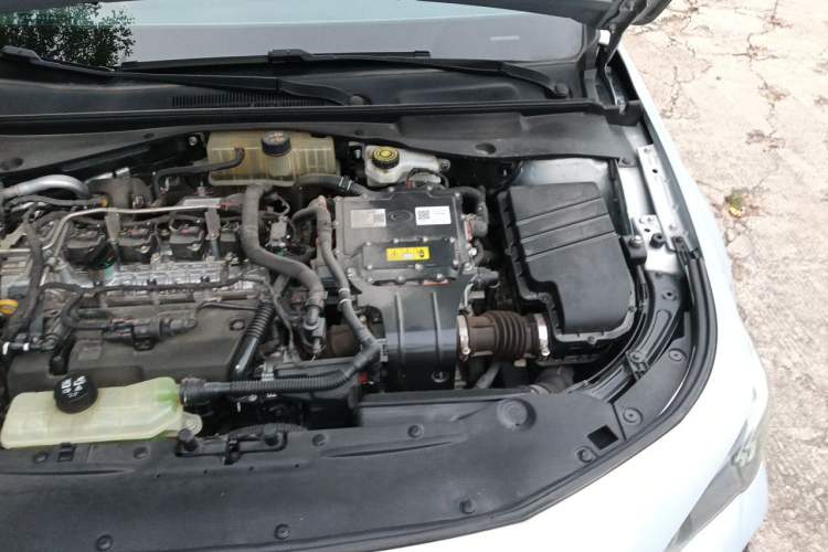 Used GAC Trumpchi EMPOW 2023 Shadow Leopard H Smart Hybrid Edition Engine Bay Left