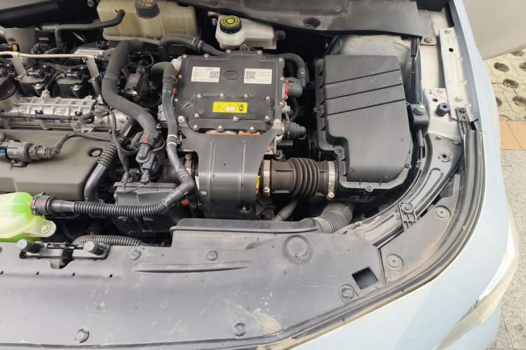 Used GAC Trumpchi EMPOW 2023 Shadow Leopard H Smart Hybrid Edition Engine Bay Left