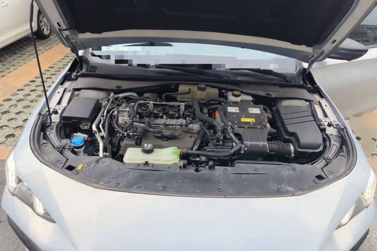 Used GAC Trumpchi EMPOW 2023 Shadow Leopard H Smart Hybrid Edition Engine Bay