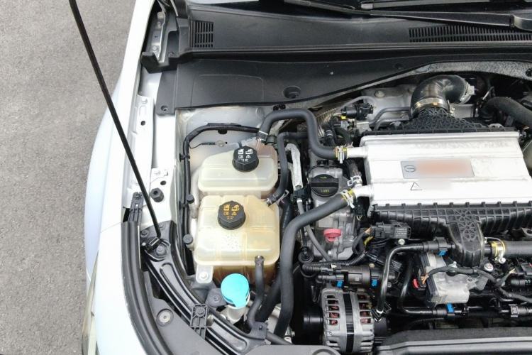 Used GAC Trumpchi EMPOW 2023 400T Automatic R MAX Engine Bay Right