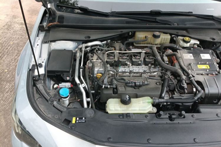 Used GAC Trumpchi EMPOW 2023 Shadow Leopard H Smart Hybrid Edition Engine Bay Right