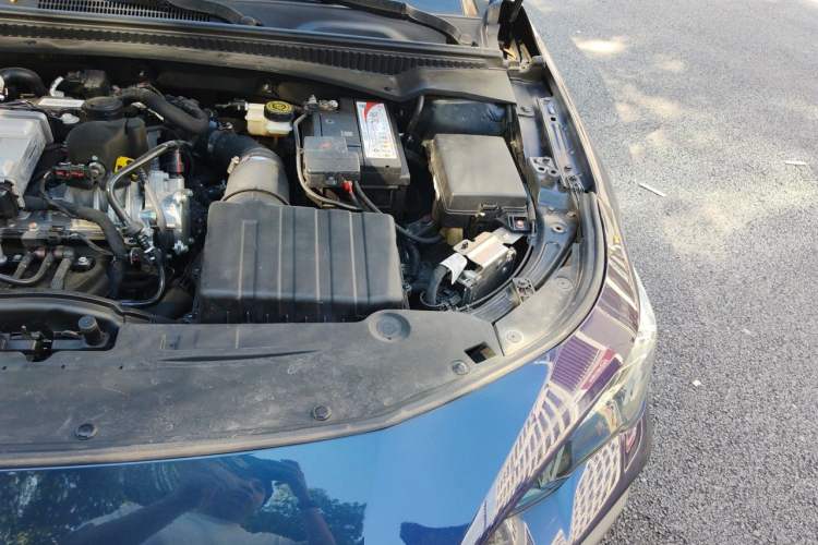 Used GAC Trumpchi EMPOW 2023 270T DCT J16 Galaxy Fighter Edition Engine Bay Left