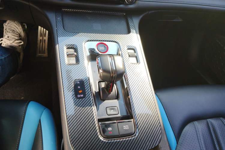 Used GAC Trumpchi EMPOW 2023 270T DCT J16 Galaxy Fighter Edition Gear Lever