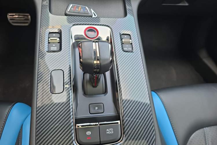 Used GAC Trumpchi EMPOW 2023 270T DCT J16 Galaxy Fighter Edition Gear Lever