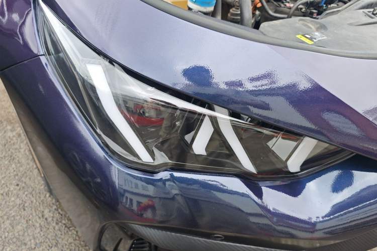 Used GAC Trumpchi EMPOW 2023 270T DCT J16 Galaxy Fighter Edition Right Front Headlight