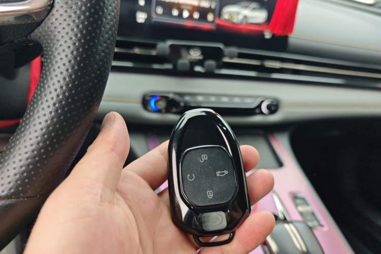 Used GAC Trumpchi EMPOW 2023 270T DCT J15 Version Vehicle Key