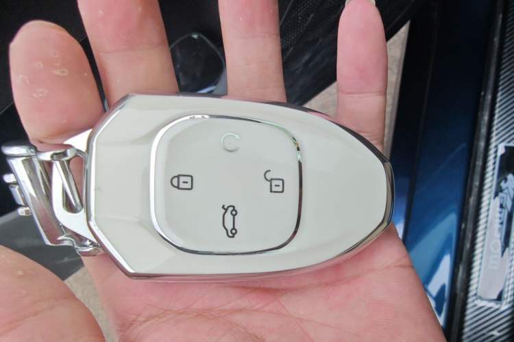 Used GAC Trumpchi EMPOW 2023 270T DCT J16 Galaxy Fighter Edition Vehicle Key