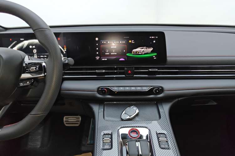 Used GAC Trumpchi EMPOW 2023 Shadow Leopard H Smart Hybrid Edition Audio And AC Panel