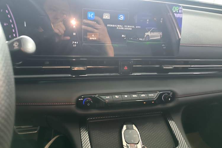 Used GAC Trumpchi EMPOW 2023 270T DCT J15 Version Audio And AC Panel