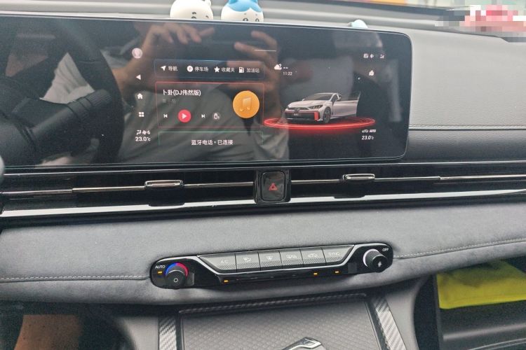 Used GAC Trumpchi EMPOW 2023 400T Automatic R MAX Audio And AC Panel