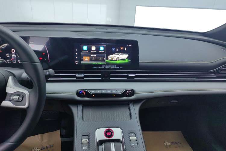 Used GAC Trumpchi EMPOW 2023 Shadow Leopard H High-Energy Hybrid Edition Audio And AC Panel