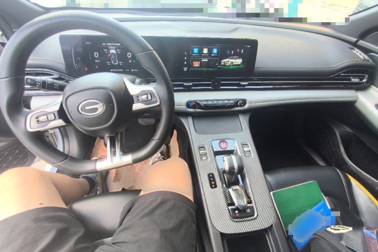 Used GAC Trumpchi EMPOW 2023 Shadow Leopard H High-Energy Hybrid Edition Center Console