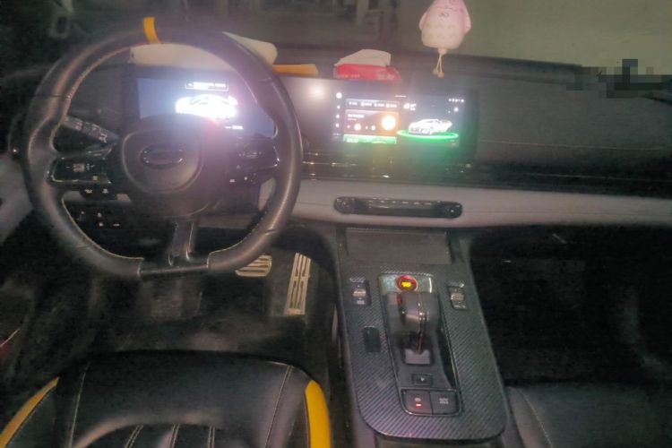 Used GAC Trumpchi EMPOW 2023 270T DCT J16 Version Center Console