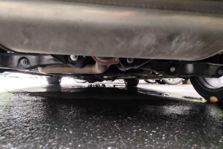 Used GAC Trumpchi EMPOW 2023 400T Automatic R PRO Chassis Rear