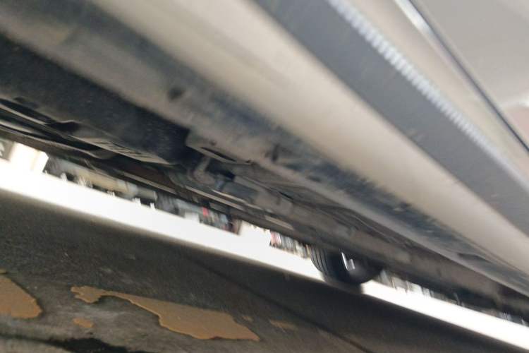 Used GAC Trumpchi EMPOW 2023 270T DCT J15 Version Chassis Rear Right