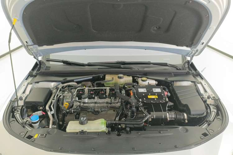 Used GAC Trumpchi EMPOW 2023 Shadow Leopard H High-Energy Hybrid Edition Engine Bay