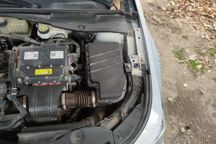 Used GAC Trumpchi EMPOW 2023 Shadow Leopard H High-Energy Hybrid Edition Engine Bay Left