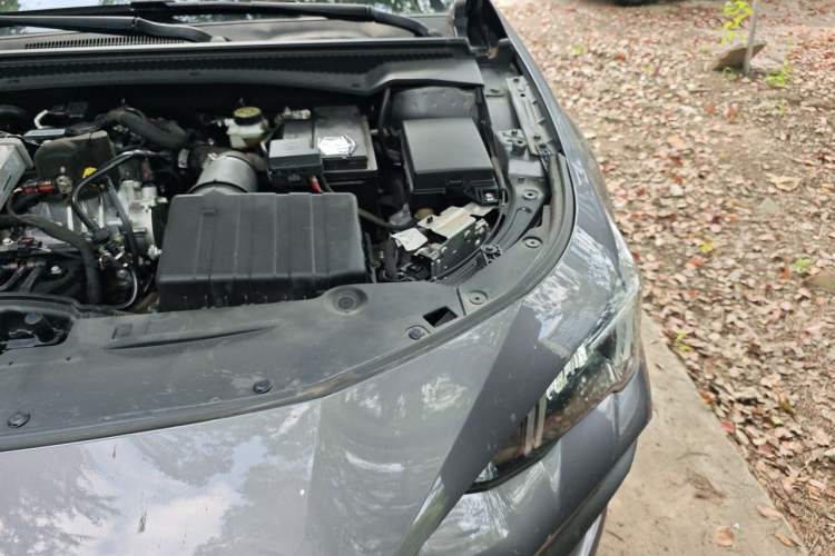Used GAC Trumpchi EMPOW 2023 270T DCT J15 Version Engine Bay Left