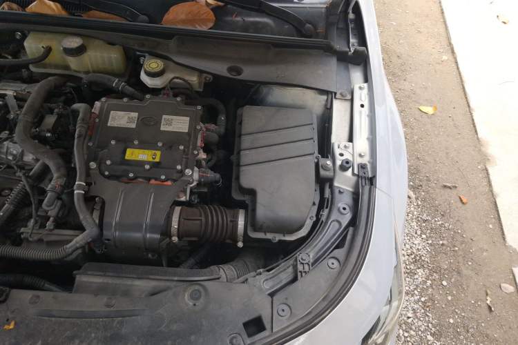 Used GAC Trumpchi EMPOW 2023 Shadow Leopard H Smart Hybrid Edition Engine Bay Left