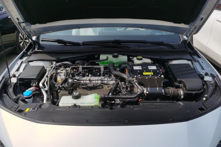 Used GAC Trumpchi EMPOW 2023 Shadow Leopard H High-Energy Hybrid Edition Engine Bay