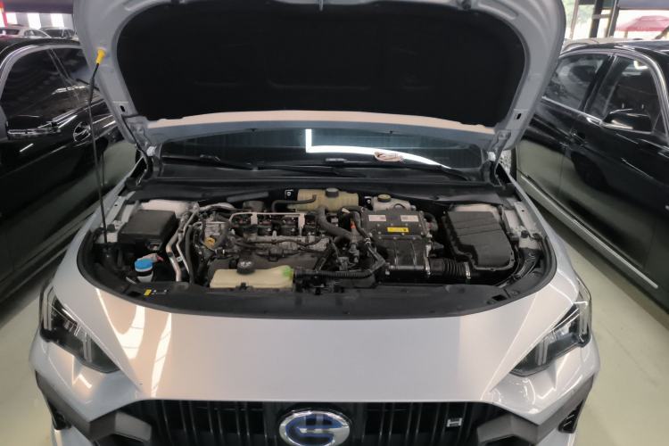 Used GAC Trumpchi EMPOW 2023 Shadow Leopard H Smart Hybrid Edition Engine Bay