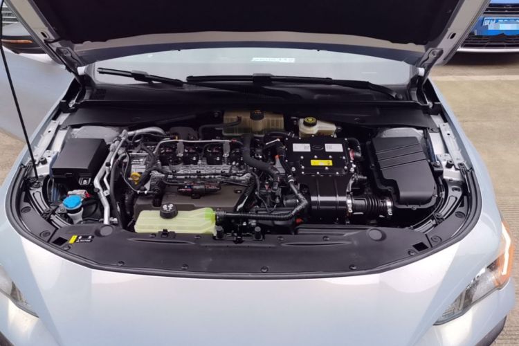 Used GAC Trumpchi EMPOW 2023 Shadow Leopard H Smart Hybrid Edition Engine Bay