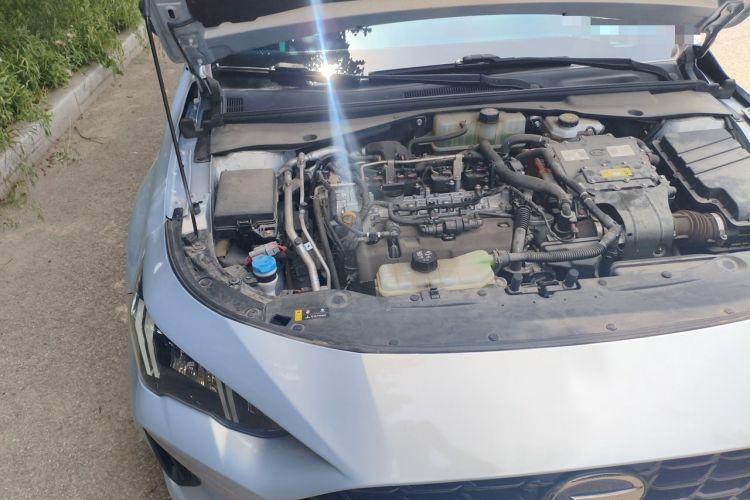 Used GAC Trumpchi EMPOW 2023 Shadow Leopard H High-Energy Hybrid Edition Engine Bay Right