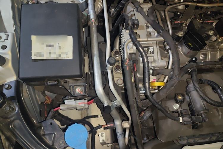 Used GAC Trumpchi EMPOW 2023 Shadow Leopard H Smart Hybrid Edition Engine Bay Right