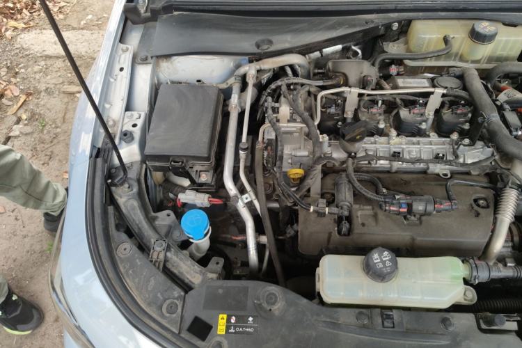 Used GAC Trumpchi EMPOW 2023 Shadow Leopard H High-Energy Hybrid Edition Engine Bay Right