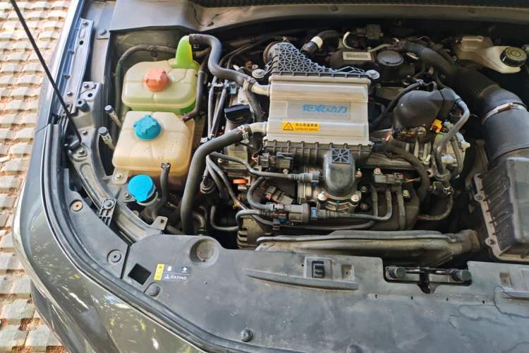 Used GAC Trumpchi EMPOW 2023 270T DCT J15 Version Engine Bay Right