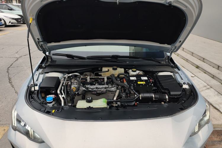 Used GAC Trumpchi EMPOW 2023 Shadow Leopard H High-Energy Hybrid Edition Engine Bay