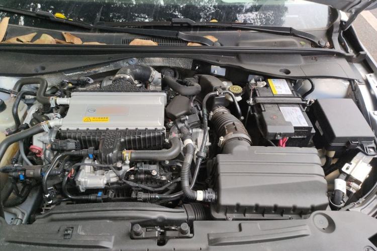 Used GAC Trumpchi EMPOW 2023 400T Automatic R PRO Engine Bay