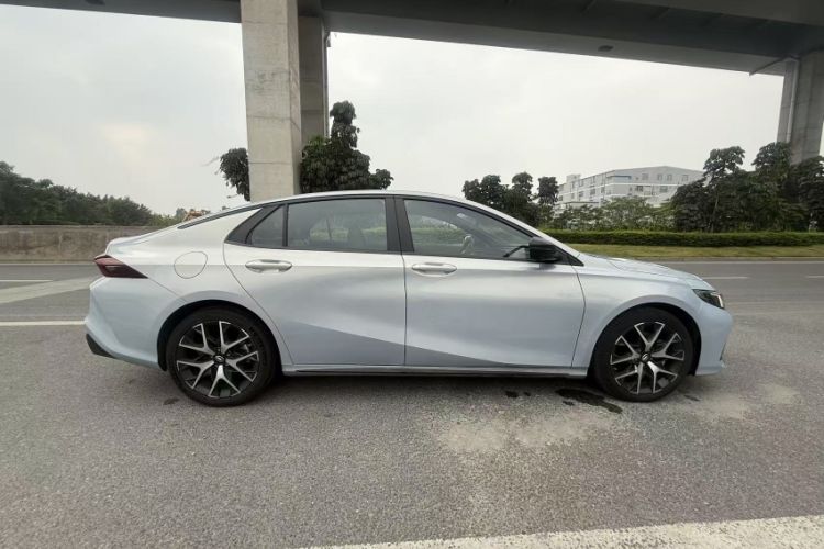 Used GAC Trumpchi EMPOW 2023 Shadow Leopard H Smart Hybrid Edition Exterior 12