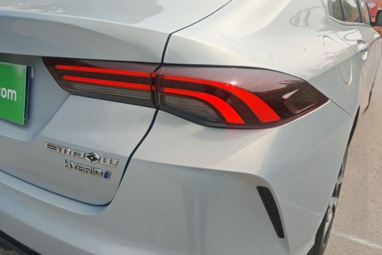 Used GAC Trumpchi EMPOW 2023 Shadow Leopard H Smart Hybrid Edition Exterior 3