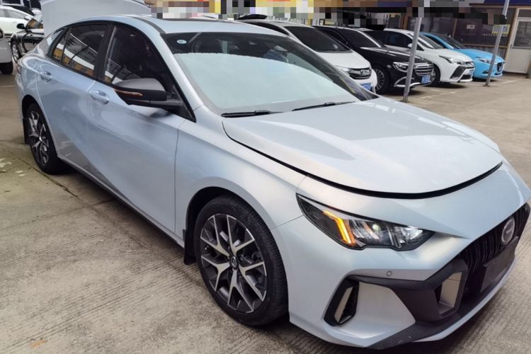 Used GAC Trumpchi EMPOW 2023 Shadow Leopard H Smart Hybrid Edition Front Right 45 Deg