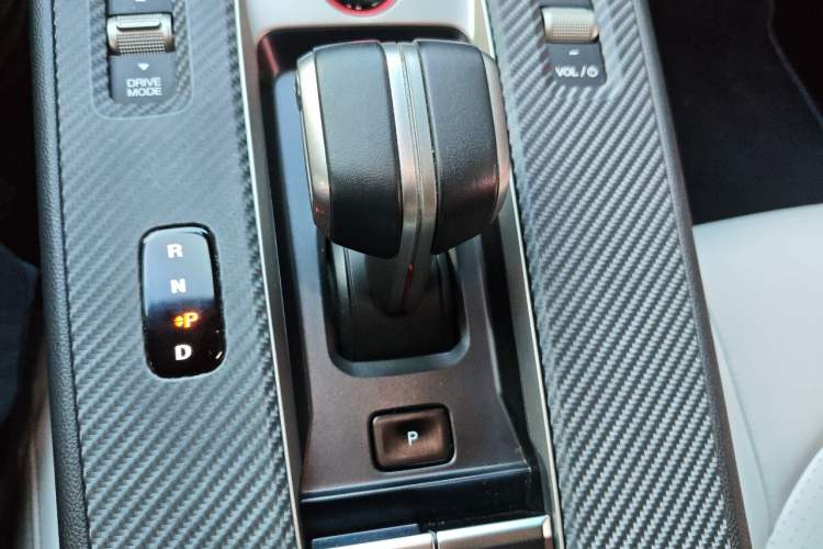 Used GAC Trumpchi EMPOW 2023 Shadow Leopard H High-Energy Hybrid Edition Gear Lever