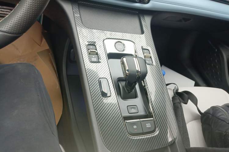 Used GAC Trumpchi EMPOW 2023 Shadow Leopard H Smart Hybrid Edition Gear Lever