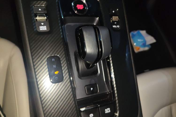 Used GAC Trumpchi EMPOW 2023 Shadow Leopard H Smart Hybrid Edition Gear Lever