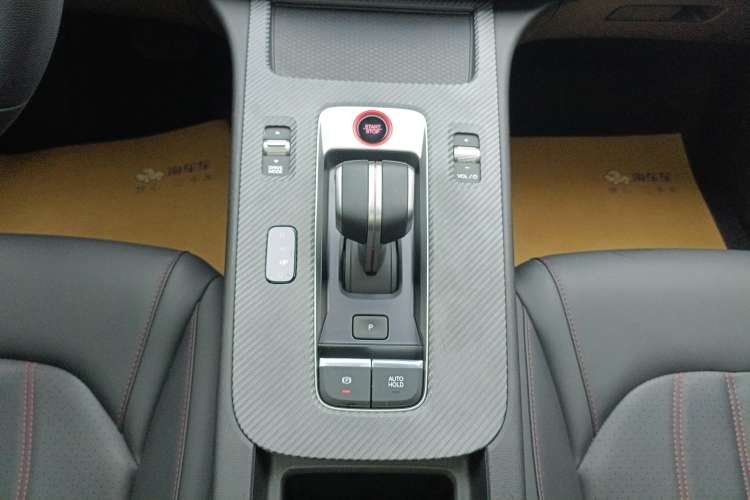 Used GAC Trumpchi EMPOW 2023 Shadow Leopard H High-Energy Hybrid Edition Gear Lever