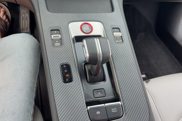 Used GAC Trumpchi EMPOW 2023 Shadow Leopard H High-Energy Hybrid Edition Gear Lever