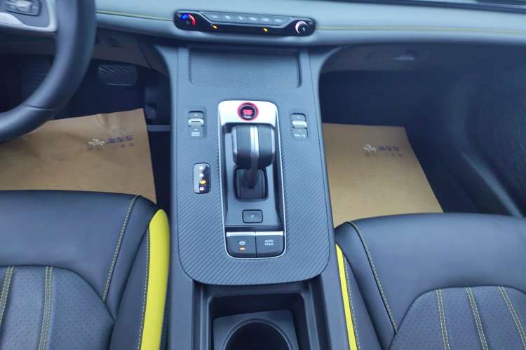 Used GAC Trumpchi EMPOW 2023 Shadow Leopard H High-Energy Hybrid Edition Gear Lever
