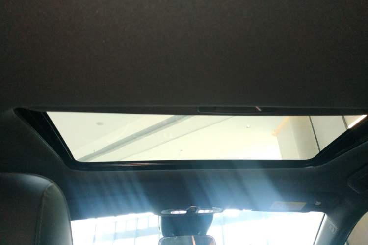 Used GAC Trumpchi EMPOW 2023 270T DCT J15 Version Headliner