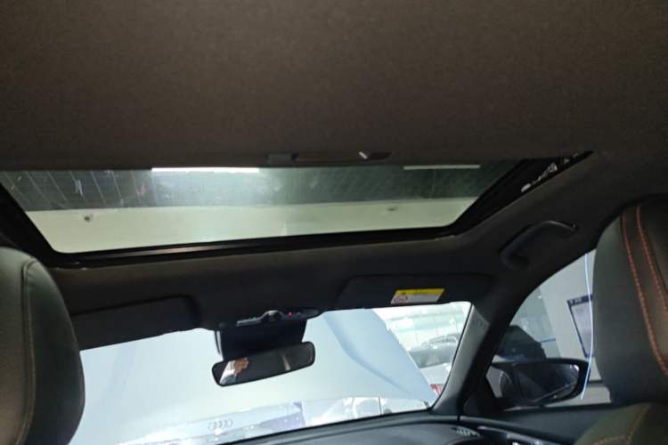 Used GAC Trumpchi EMPOW 2023 Shadow Leopard H Smart Hybrid Edition Headliner