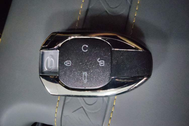 Used GAC Trumpchi EMPOW 2023 Shadow Leopard H High-Energy Hybrid Edition Interior 1