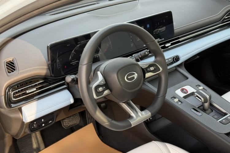Used GAC Trumpchi EMPOW 2023 Shadow Leopard H High-Energy Hybrid Edition Interior 2