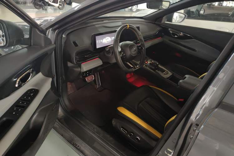 Used GAC Trumpchi EMPOW 2023 Shadow Leopard H Smart Hybrid Edition Interior 2