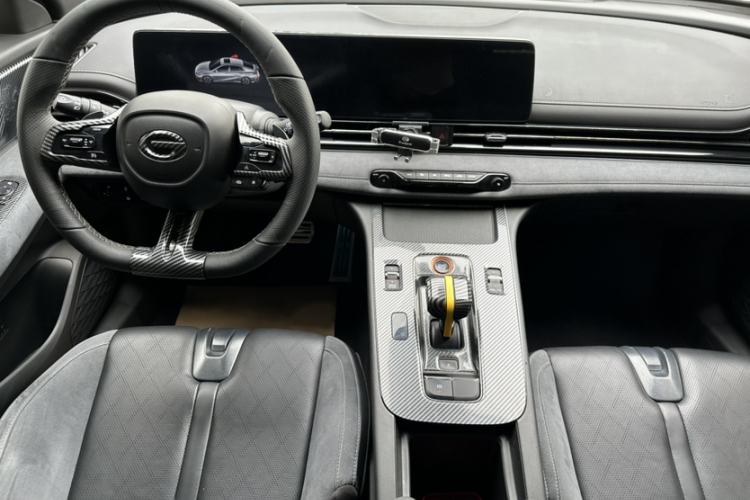 Used GAC Trumpchi EMPOW 2023 400T Automatic R PRO Interior 3