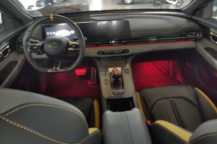 Used GAC Trumpchi EMPOW 2023 Shadow Leopard H Smart Hybrid Edition Interior 3