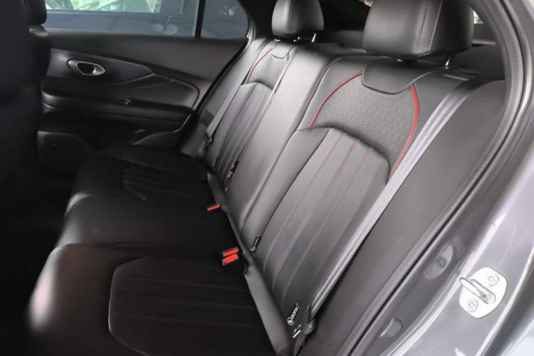 Used GAC Trumpchi EMPOW 2023 Shadow Leopard H High-Energy Hybrid Edition Interior 4